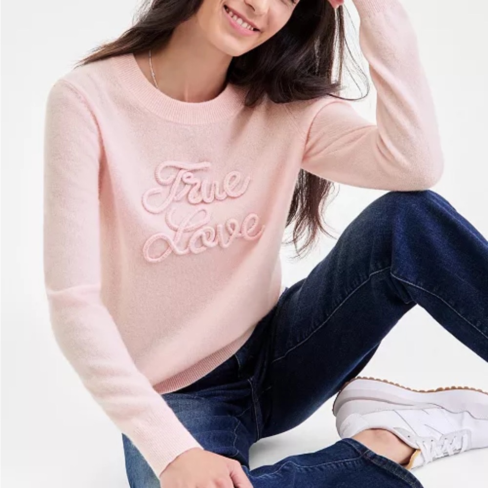 Charter Club. Women's 100% Cashmere Love Embroidered Sweater.Size Small. NWT.
